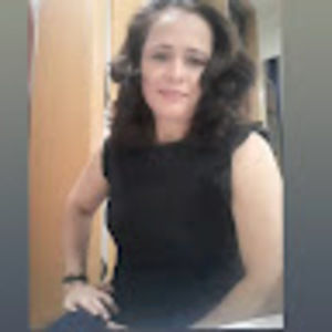 Meet your Posher, Yolanda